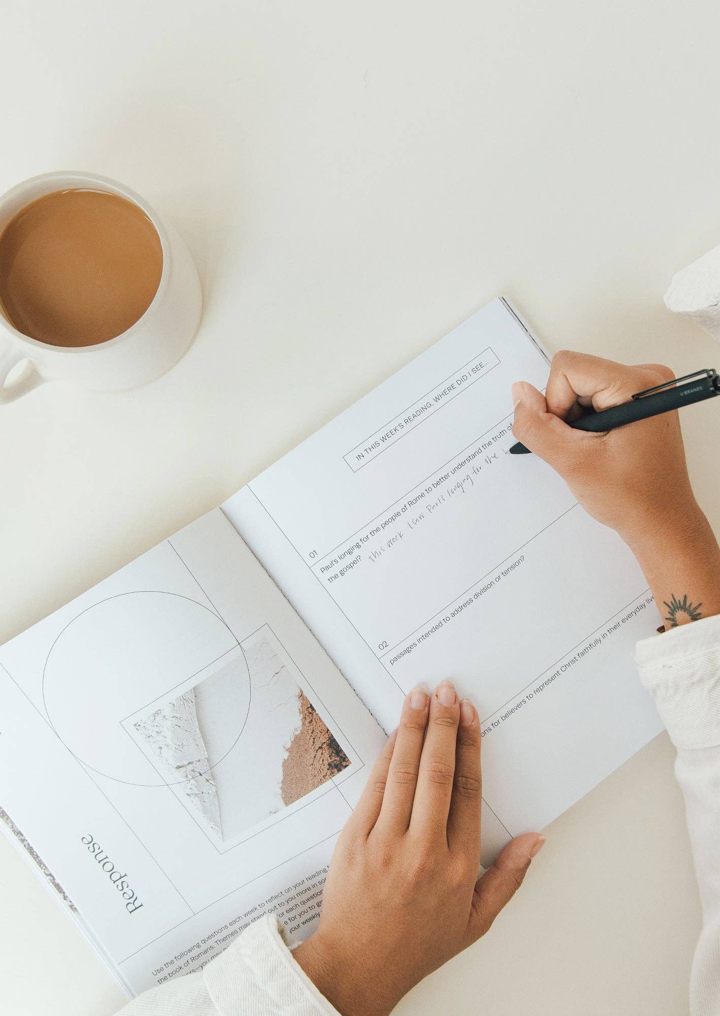 Romans Women's Reading Guide