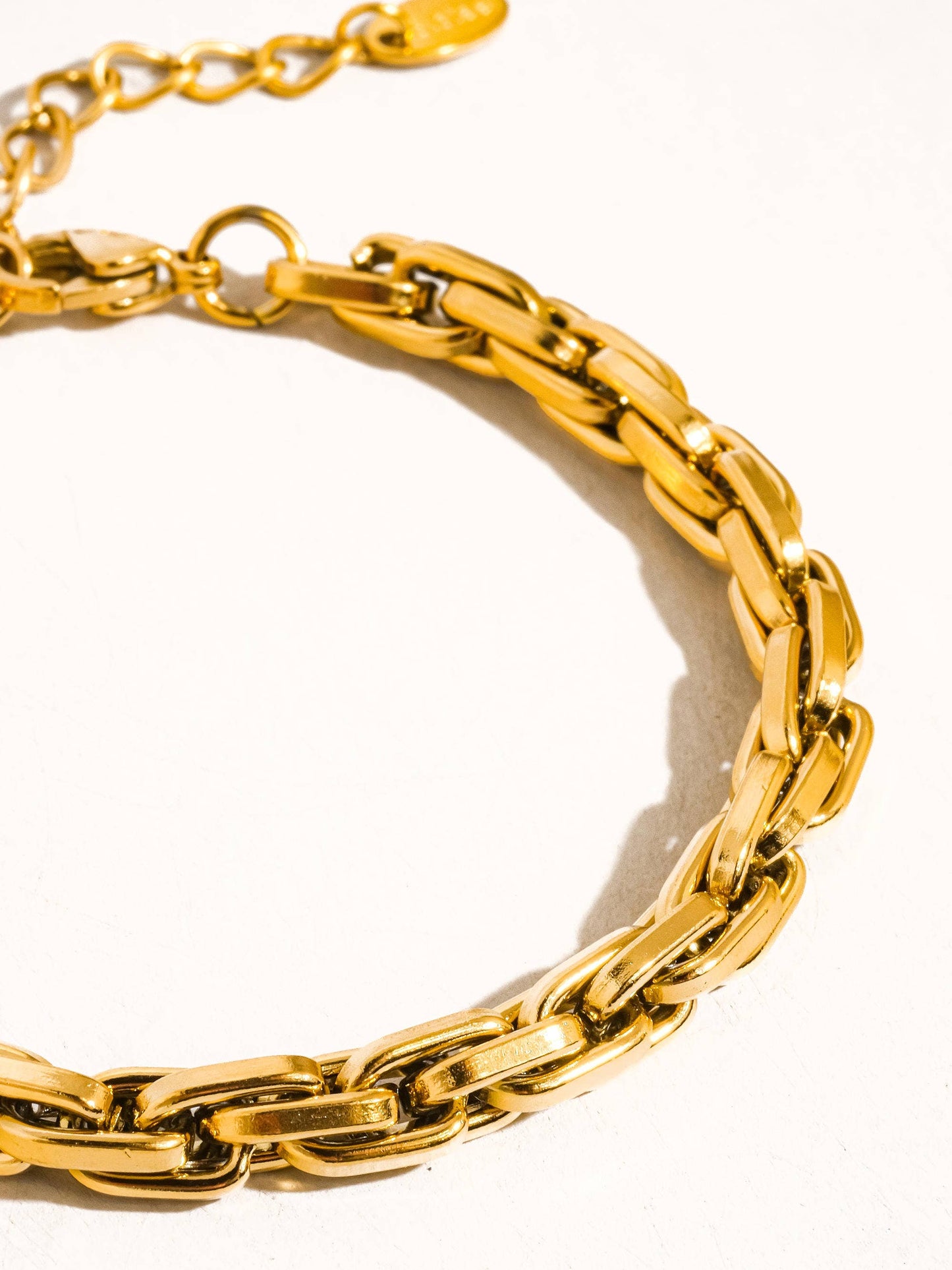 Kolt Thin Chain Bracelet