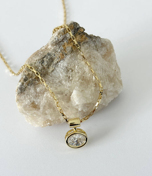Vera Necklace