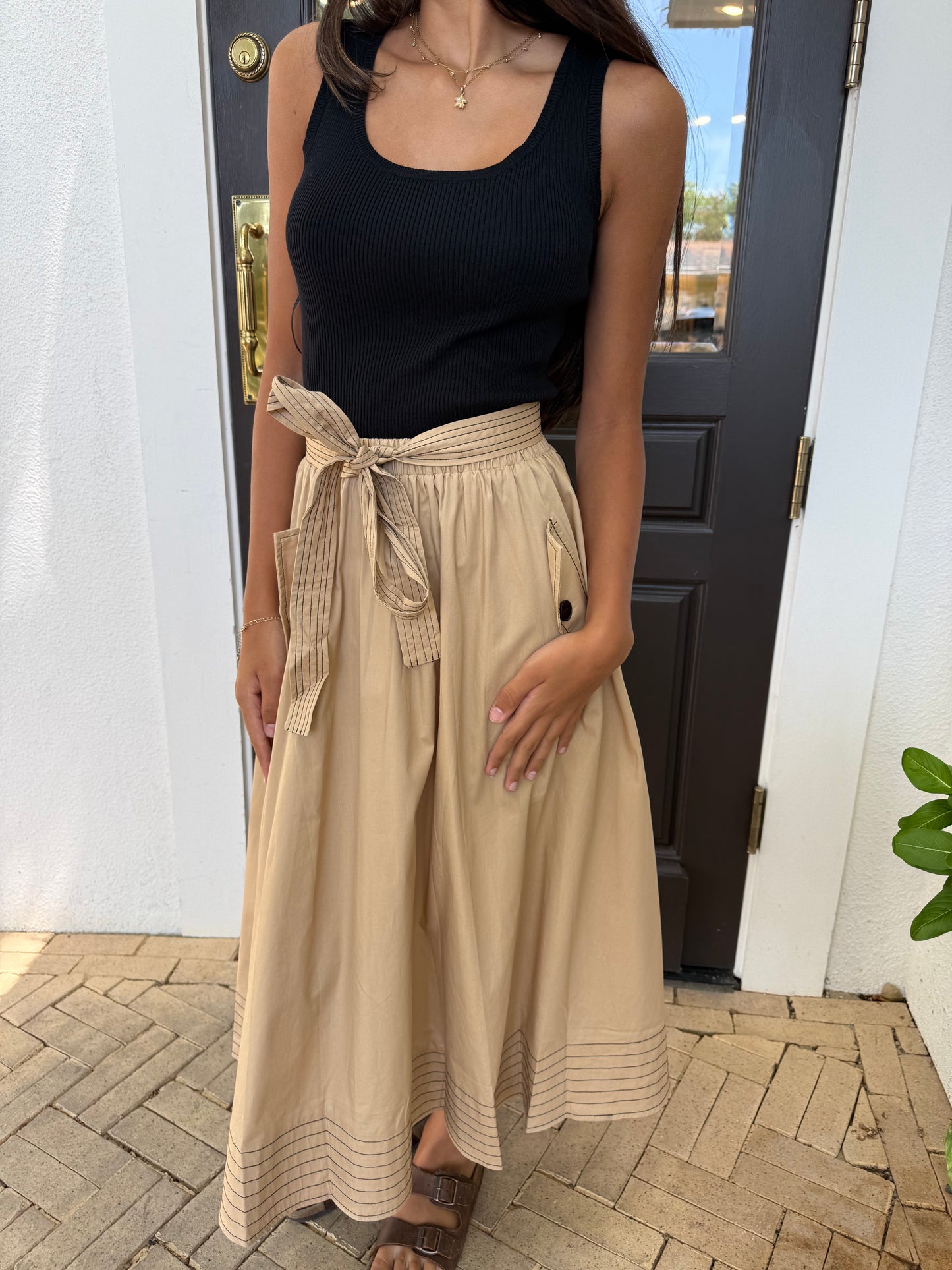 Marrie Sleeveless Midi Dress