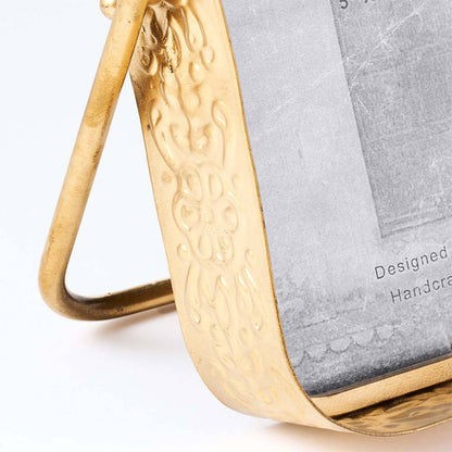 Loha 4x6 Rounded Picture Frame - Embossed Iron